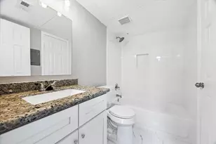 10555 Turtlewood Ct, Houston, TX 77072 - Photo 10