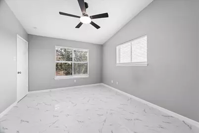 10555 Turtlewood Court #1905, Houston, TX 77072 - Photo 8