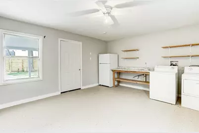 2721 Engelke Street, Houston, TX 77003 - Photo 16