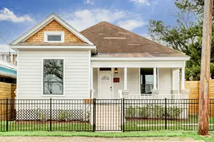 2721 Engelke St, Houston, TX 77003 - Photo 2