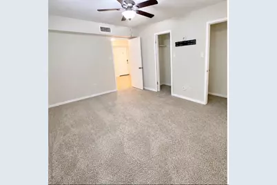 4633 Wild Indigo Street #555, Houston, TX 77027 - Photo 4