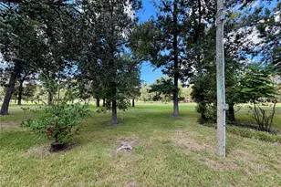 7 Winged Foot Dr, Conroe, TX 77304 - Photo 4