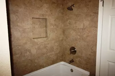 1766 Maux Drive, Houston, TX 77043 - Photo 14