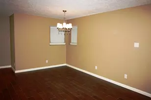 1766 Maux Dr, Houston, TX 77043 - Photo 10