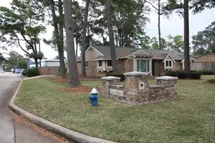 1766 Maux Dr, Houston, TX 77043 - Photo 2