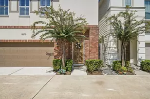 8816 Hollister Square Ct, Houston, TX 77080 - Photo 32