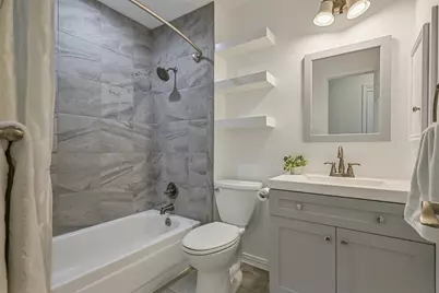 305 Castlelake Drive, Friendswood, TX 77546 - Photo 22