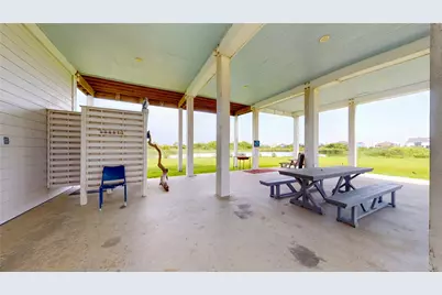 708 Cameron Circle, Crystal Beach, TX 77650 - Photo 36