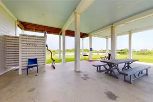 708 Cameron Circle, Crystal Beach, TX 77650 - Photo 36