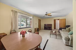 6131 Birdwood Rd, Houston, TX 77074 - Photo 2