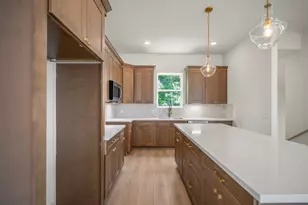 1226 E 23rd St, Houston, TX 77009 - Photo 8