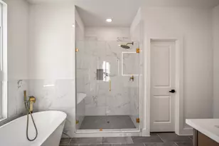 1226 E 23rd St, Houston, TX 77009 - Photo 34