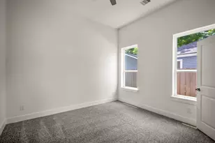 1226 E 23rd St, Houston, TX 77009 - Photo 22