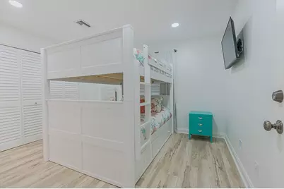 13826 Pirates Beach Blvd, Galveston, TX 77554 - Photo 28