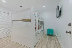 13826 Pirates Beach Blvd, Galveston, TX 77554 - Photo 28
