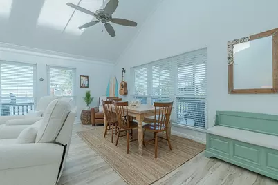 13826 Pirates Beach Blvd, Galveston, TX 77554 - Photo 8