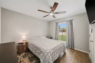 15714 Wandering Trail, Friendswood, TX 77546 - Photo 16