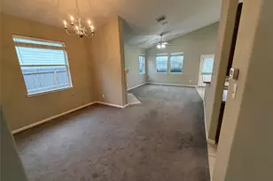 3011 Grovewick Ln, Dickinson, TX 77539 - Photo 4