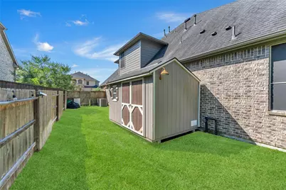 214 Reynosa Court, Pinehurst, TX 77362 - Photo 10