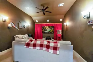 214 Reynosa Ct, Pinehurst, TX 77362 - Photo 34