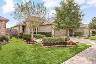 29007 Coffee Mill Ln, Fulshear, TX 77441 - Photo 2