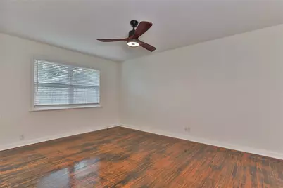 114 Persimmon Lane, Lake Jackson, TX 77566 - Photo 22