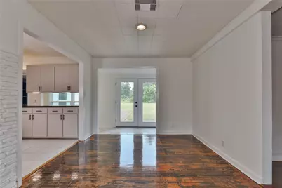 114 Persimmon Lane, Lake Jackson, TX 77566 - Photo 8