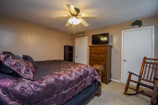 1730 Ave C, El Campo, TX 77437 - Photo 38