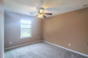 1206 Larks Trace Ln, Houston, TX 77090 - Photo 18