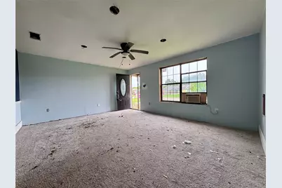 727 W 12th Street, Freeport, TX 77541 - Photo 4