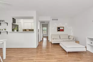 3224 Timmons Ln, Houston, TX 77027 - Photo 1