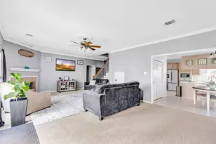 906 W Via Dora Ct, Crosby, TX 77532 - Photo 16