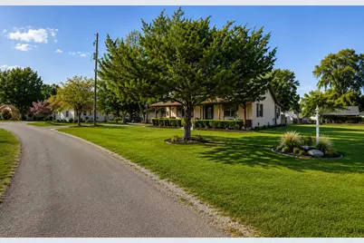 211 Cedar Crest Street, Coldspring, TX 77331 - Photo 6