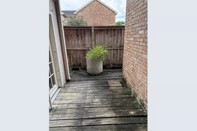 2323 Augusta Drive #20, Houston, TX 77057 - Photo 12