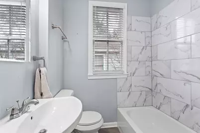 2005 37th Street, Galveston, TX 77550 - Photo 14