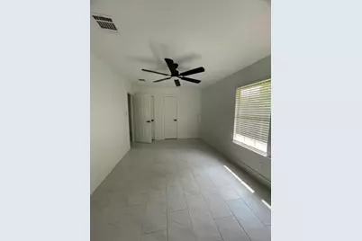 109 Del Monte Lane, Highlands, TX 77562 - Photo 6