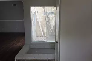 6303 Gladewell Dr, Houston, TX 77072 - Photo 2