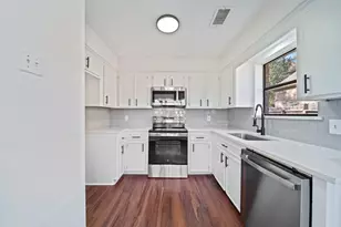 28702 Champion Oaks Dr, Magnolia, TX 77354 - Photo 6