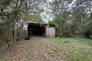 525 Church St, Beaumont, TX 77705 - Photo 2