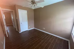 4518 Oak Shadows Dr, Houston, TX 77091 - Photo 2