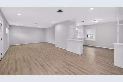5014 Viking Drive, Houston, TX 77092 - Photo 26