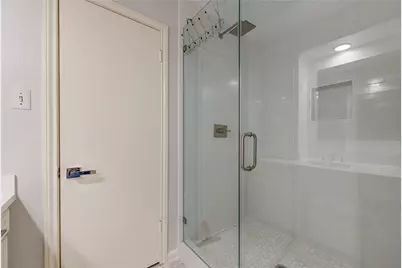 438 E Fair Harbor Lane, Houston, TX 77079 - Photo 26
