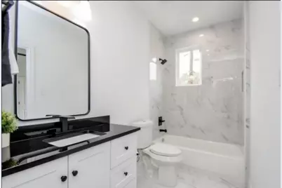 8130 Sunnyhill Street, Houston, TX 77088 - Photo 8