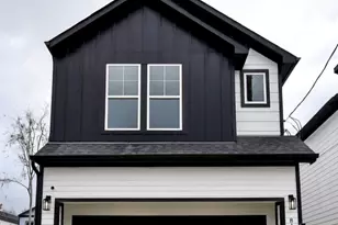 8130 Sunnyhill St, Houston, TX 77088 - Photo 2