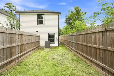 8216 Richland Drive #B, Houston, TX 77028 - Photo 2