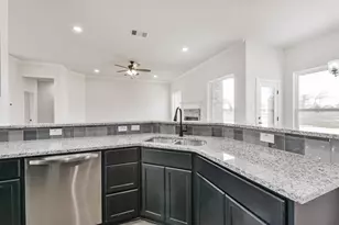 6635 Freret Bayou Dr, Baytown, TX 77523 - Photo 10