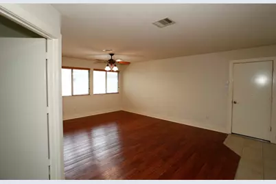 3927 Federal Lane, Missouri City, TX 77459 - Photo 4