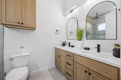 9019 Comal Street #B, Houston, TX 77051 - Photo 8