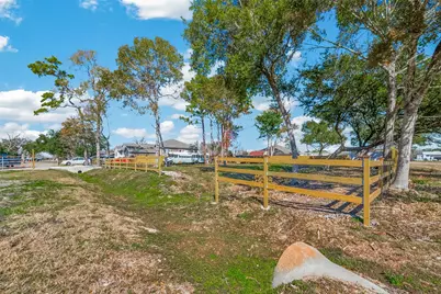 Tbd Avenue G, Dickinson, TX 77532 - Photo 2