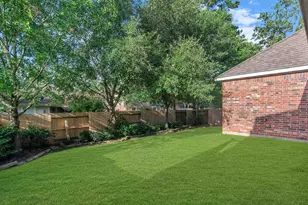27 Frontera, The Woodlands, TX 77382 - Photo 8